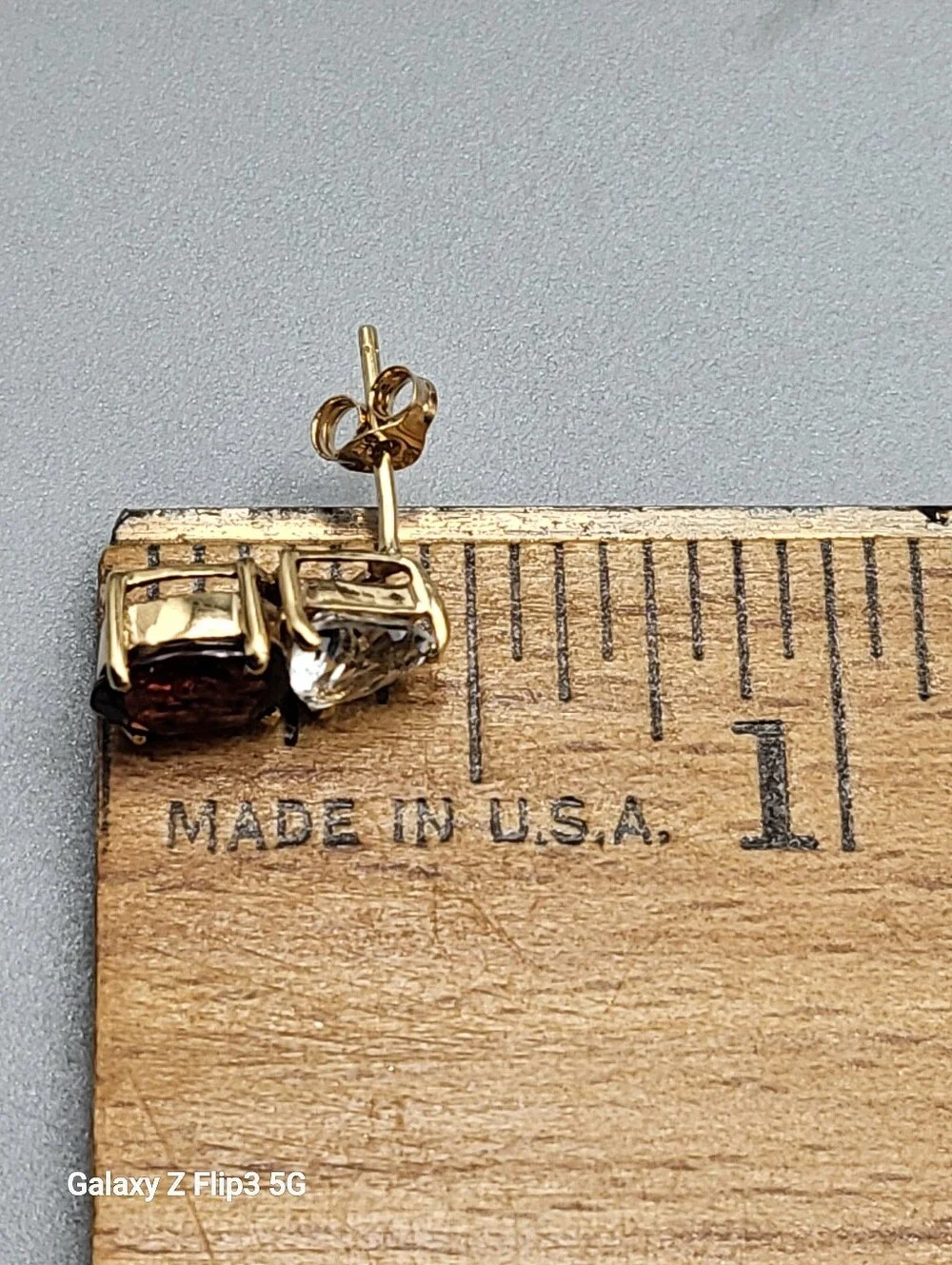 14k Gold w/Trillion-Cut Topaz & Oval Garnets w/ SL Makers Mark Classic Timeless